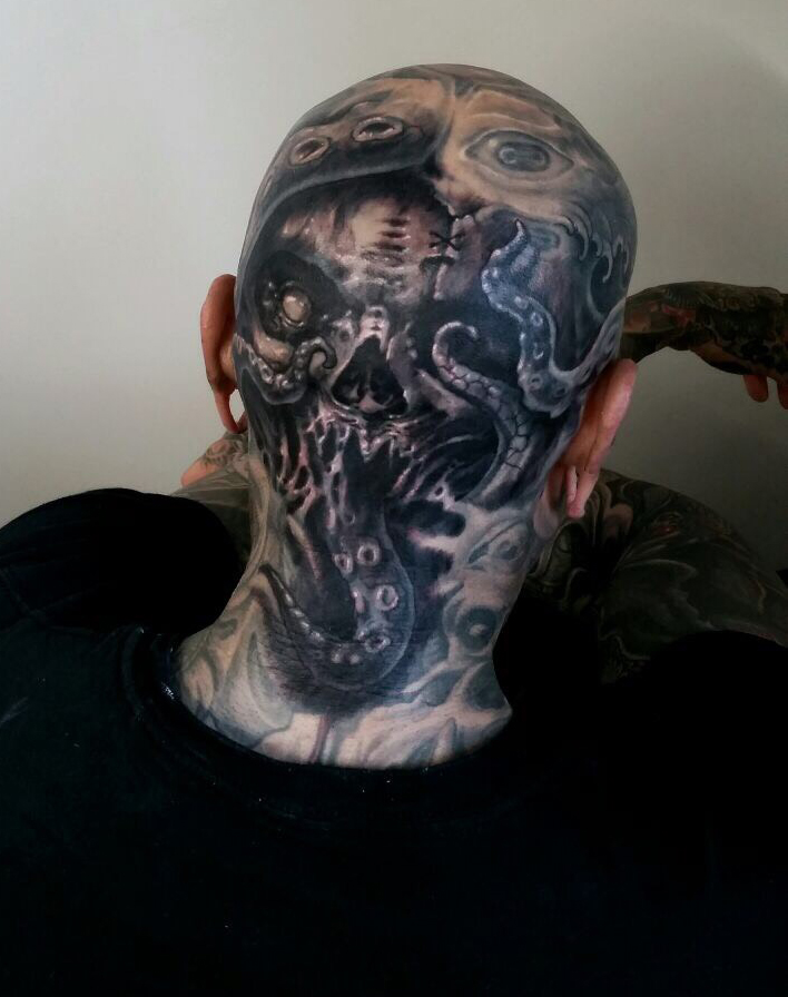 Close Up of Yallzee’s Cover-Up