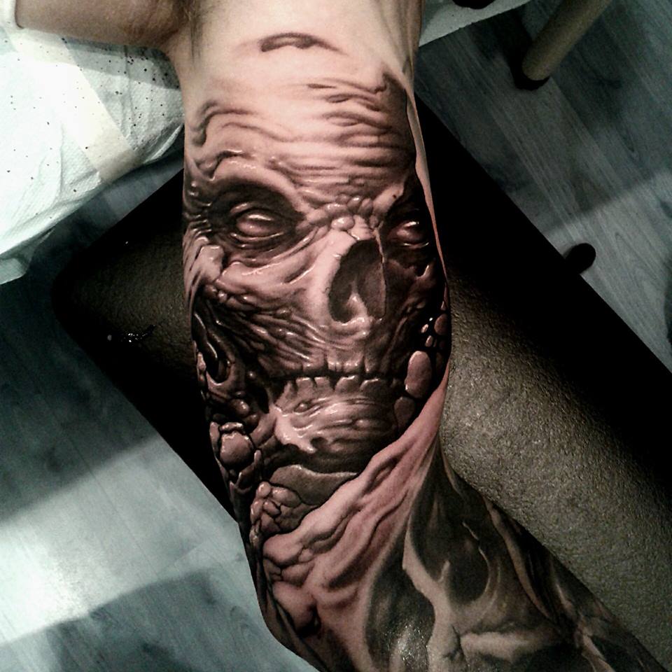 Inner Biceps Skull Face