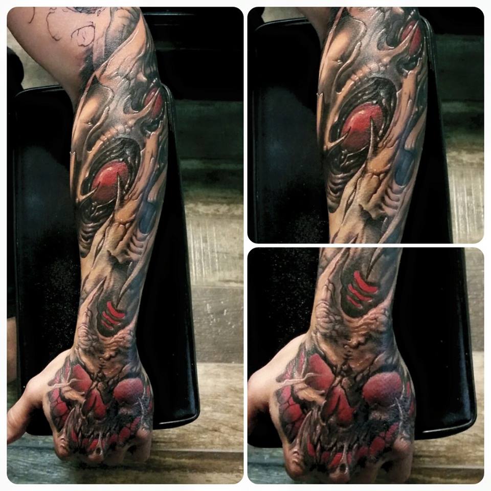 Lower Arm Sleeve with Red