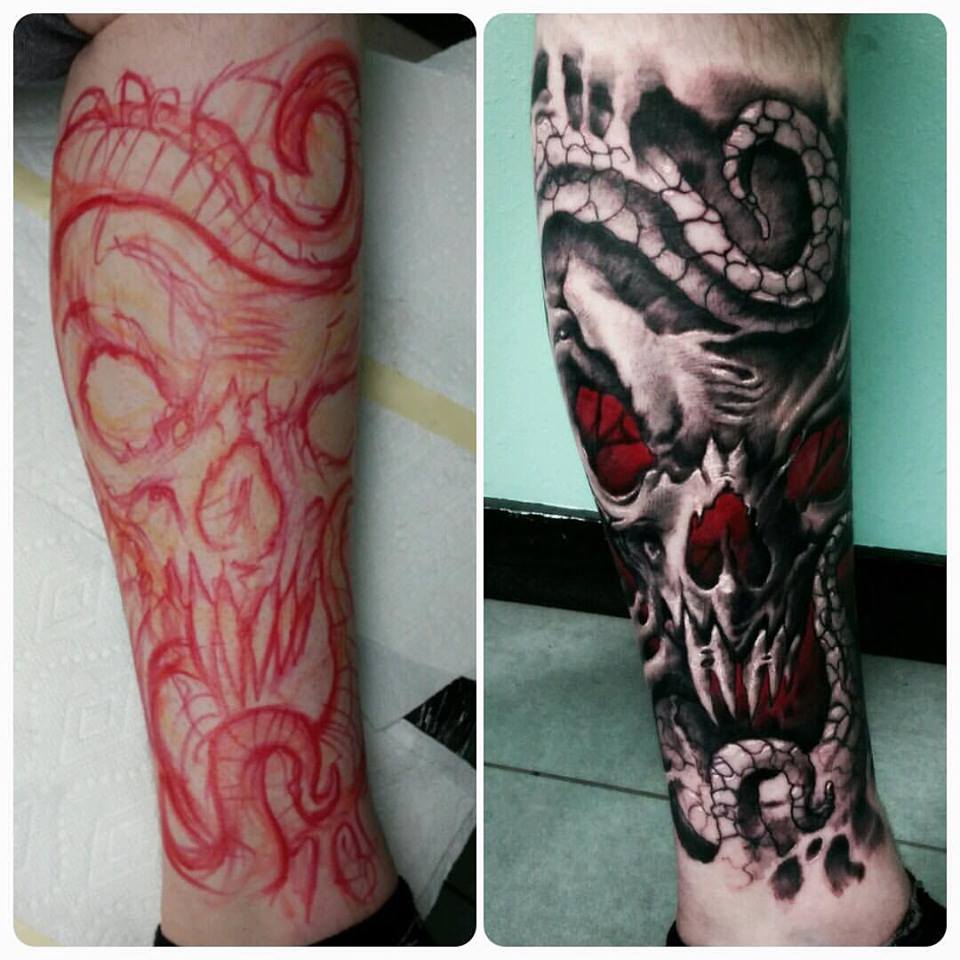 Side Lower Leg Tentacle Skull (Use of Red)