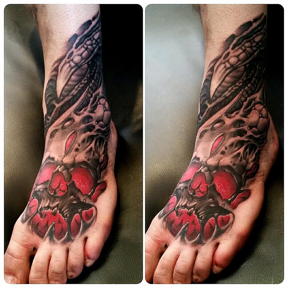 Skull & Textures with Red on Foot